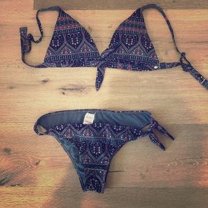 Roxy bikini set - navy and pink - worn once!